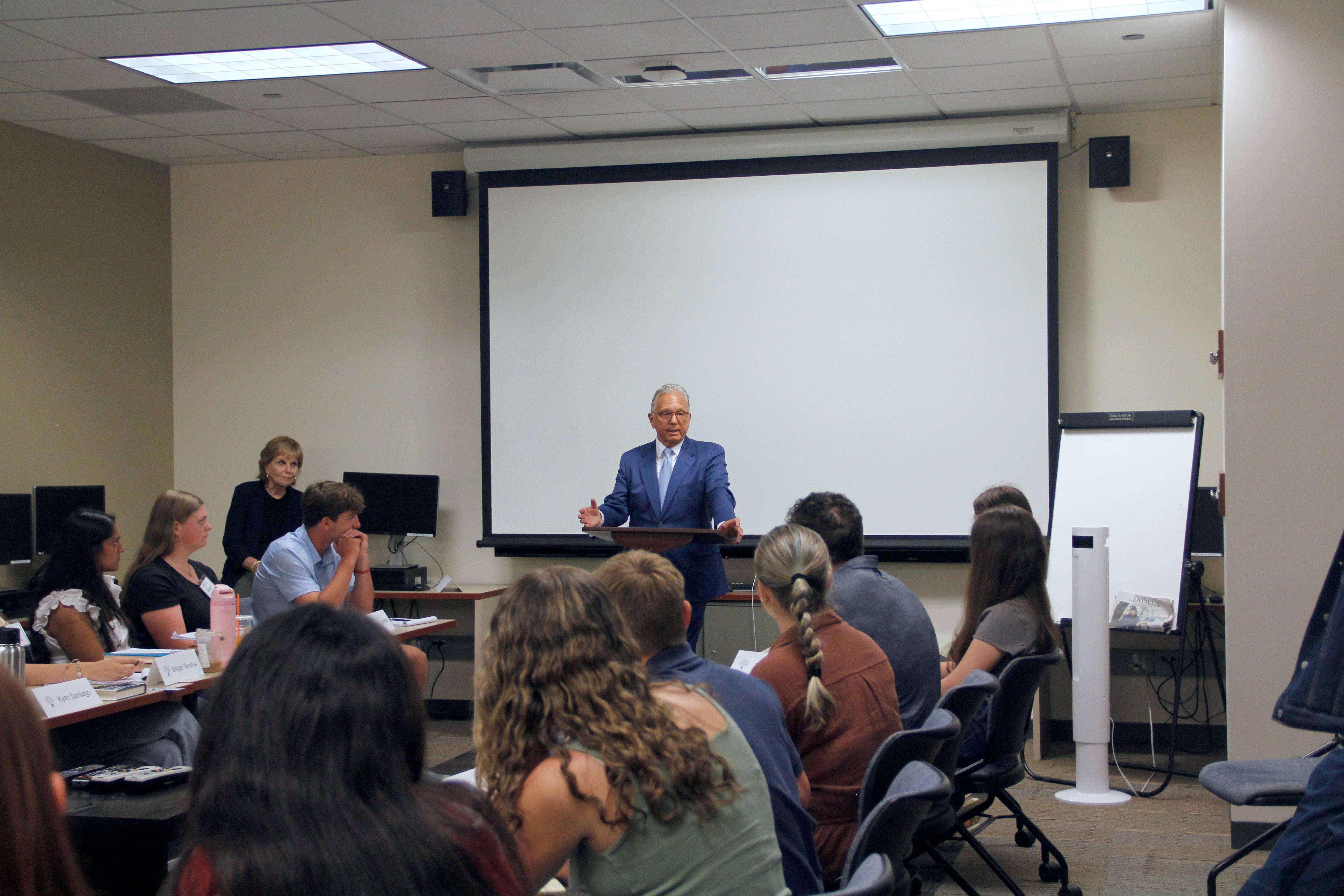 Chuck Goudie hosts a workshop