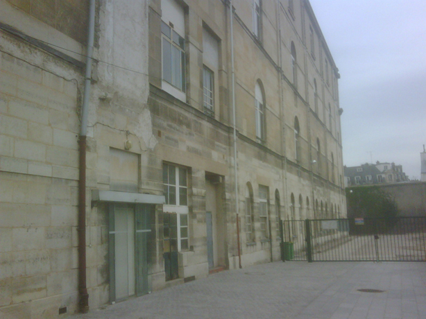 Prison Saint-Lazare, exterior view, infirmary wing, prison wall